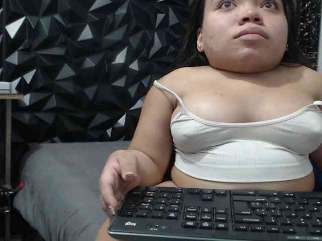 Michelle-brooks webcam