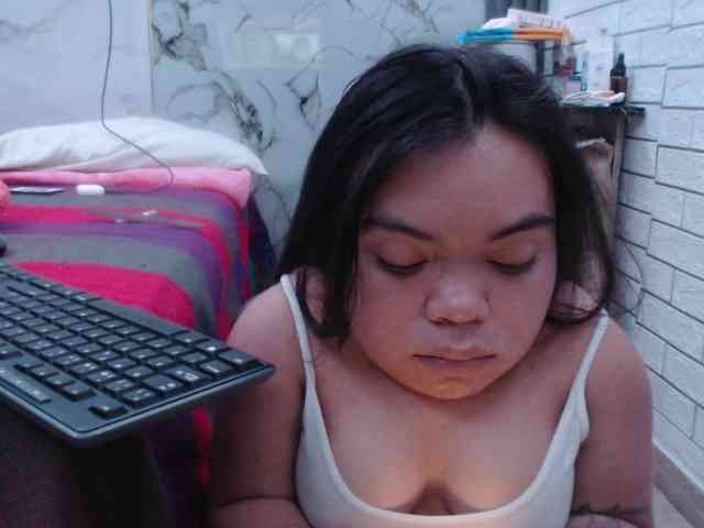 Michelle-brooks webcam