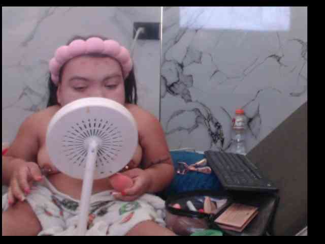 Michelle-brooks webcam