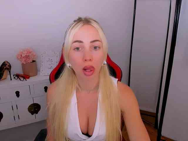 MargaritaModel webcam