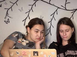 ZoyaVikki Porn Show
