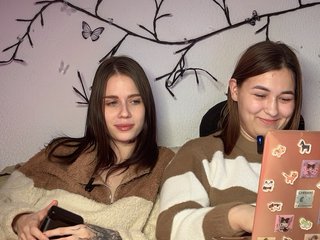 ZoyaVikki Porn Show