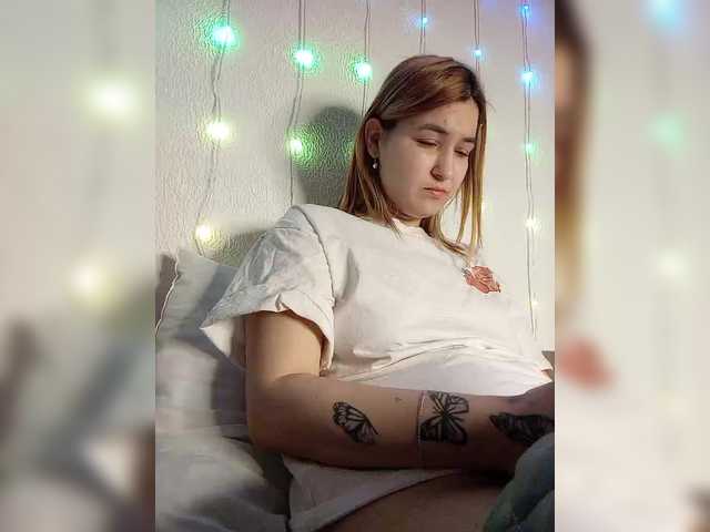 2Love-Love2's BongaCams show and profile