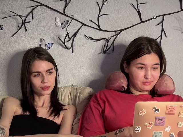 2Love-Love2 Live Webcam on BongaCams