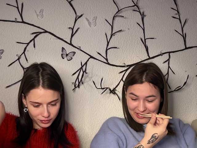 2Love-Love2 from BongaCams