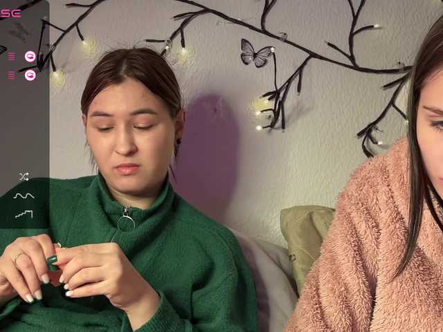 2Love-Love2's BongaCams show and profile