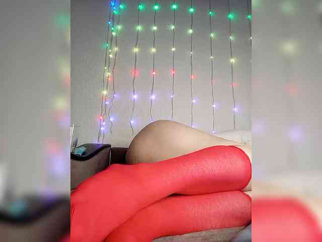 2Love-Love2 Live Webcam on BongaCams