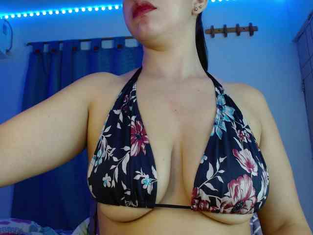 mila_318 webcam