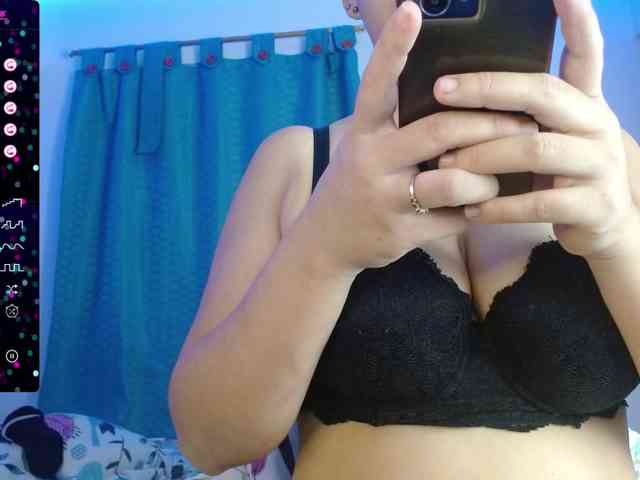 mila_318 webcam
