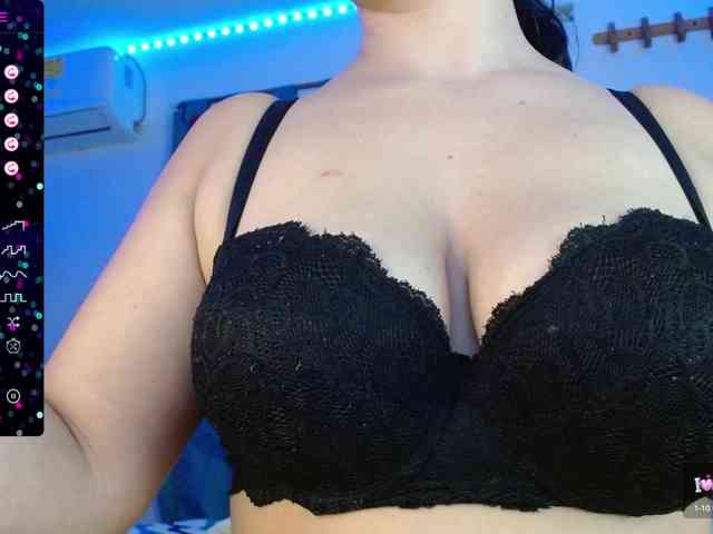 mila_318 webcam