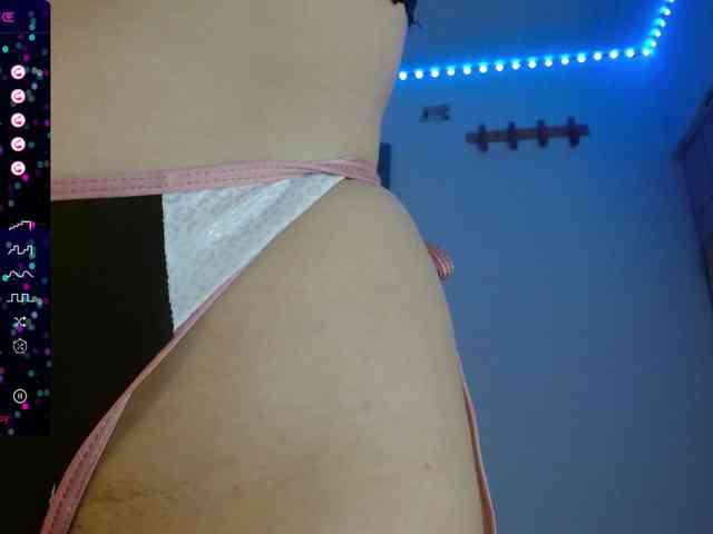 mila_318 webcam