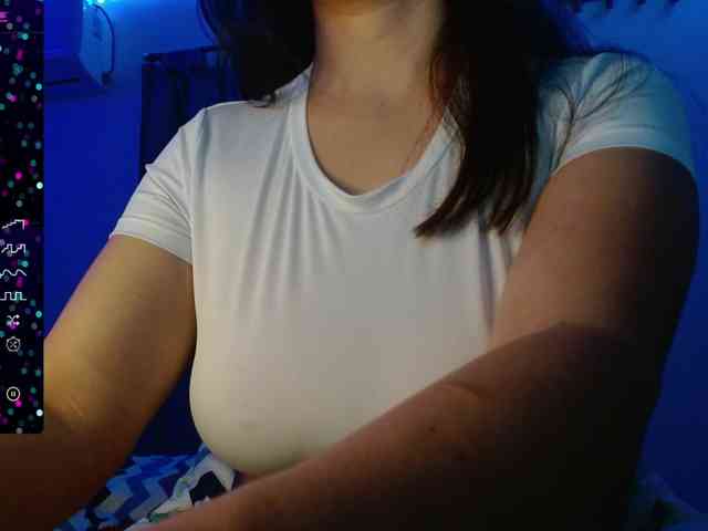 mila_318 webcam