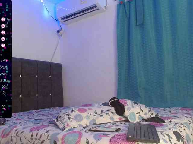 mila_318 webcam