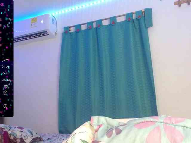 mila_318 webcam