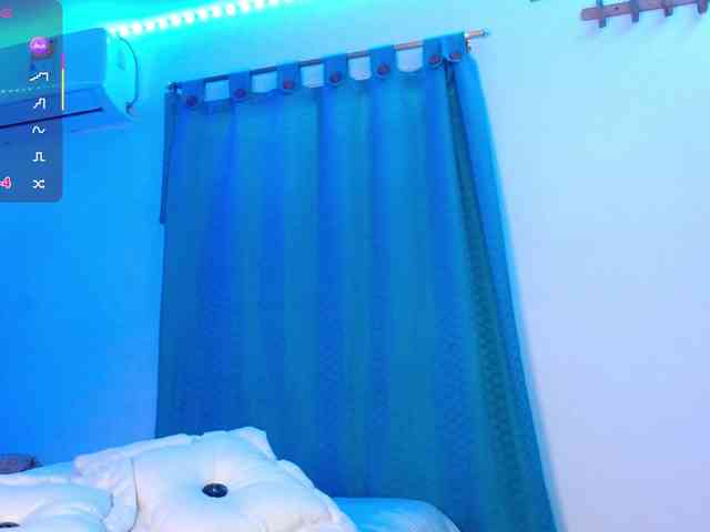 mila_318 webcam