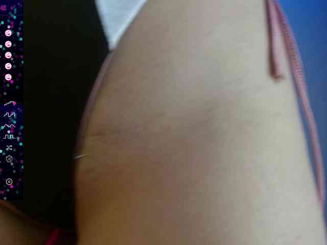 mila_318 webcam
