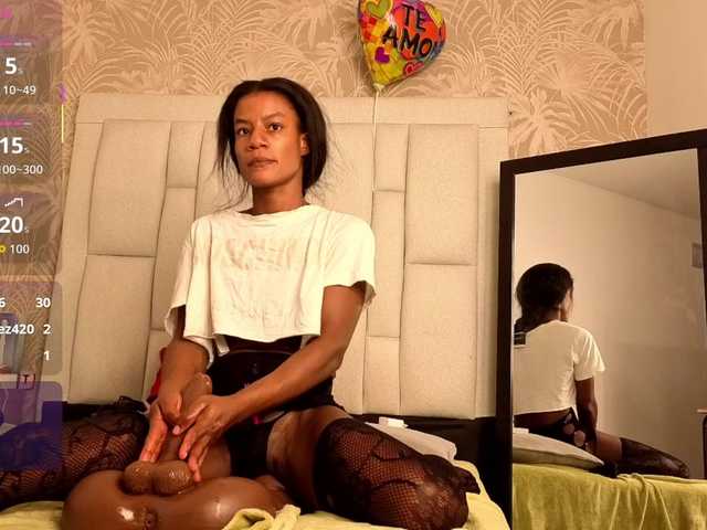 daffnelewis webcam bongacams model stream image