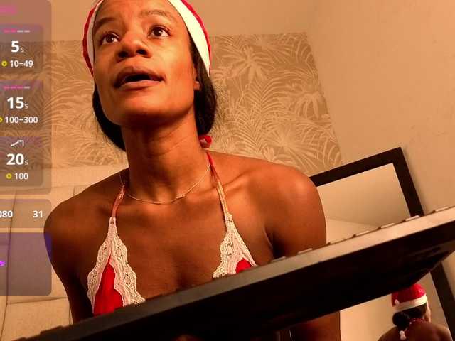 daffnelewis's BongaCams show and profile