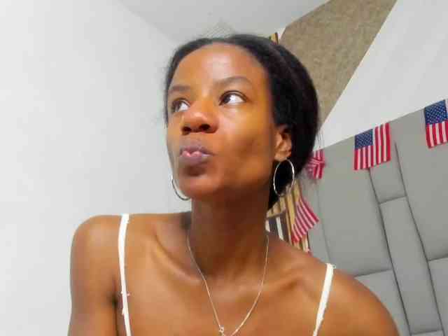 daffnelewis webcam
