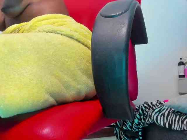 daffnelewis webcam