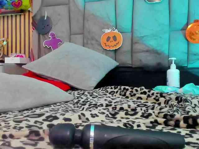 daffnelewis webcam