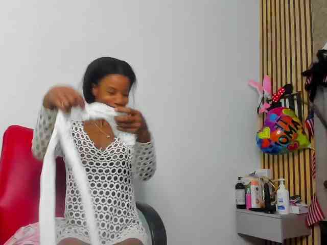 daffnelewis webcam
