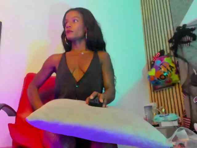 daffnelewis webcam