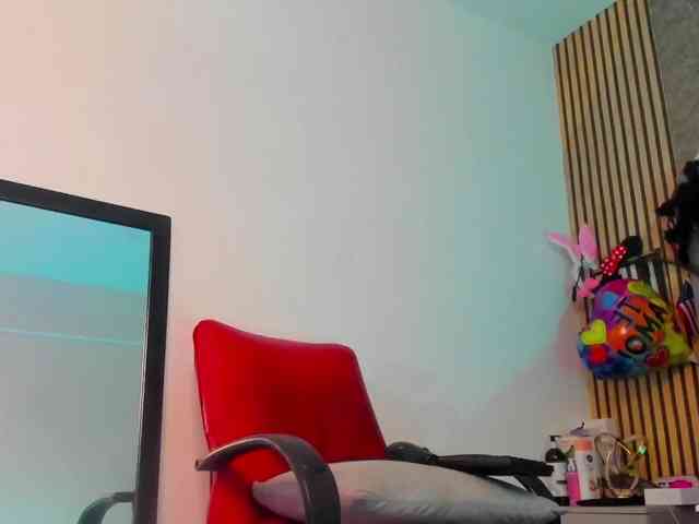 daffnelewis webcam