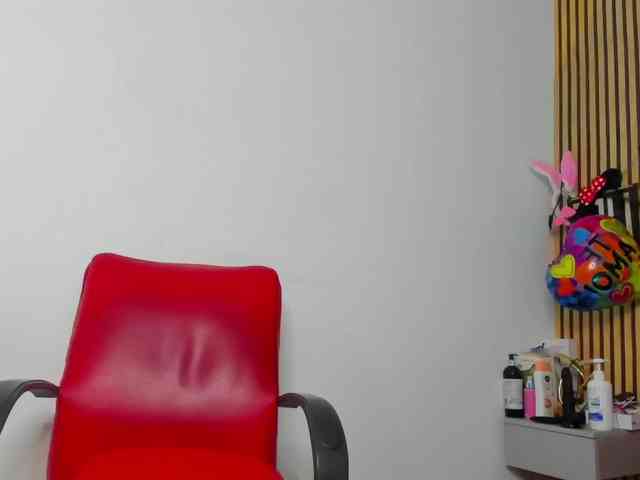 daffnelewis webcam