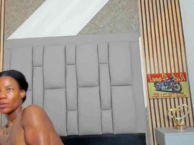 daffnelewis webcam