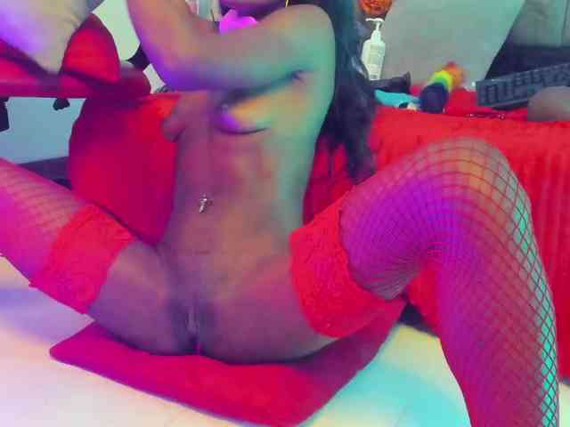 daffnelewis webcam