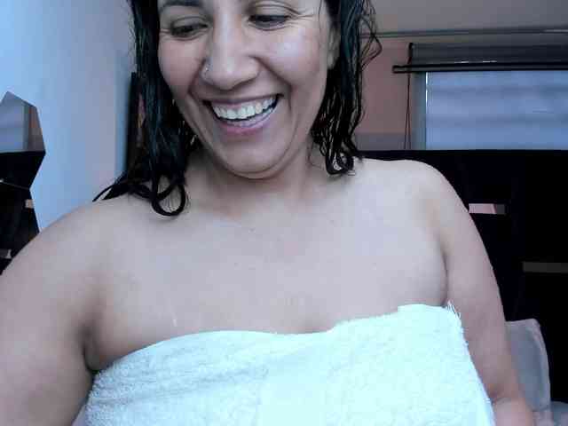 GiaFox webcam