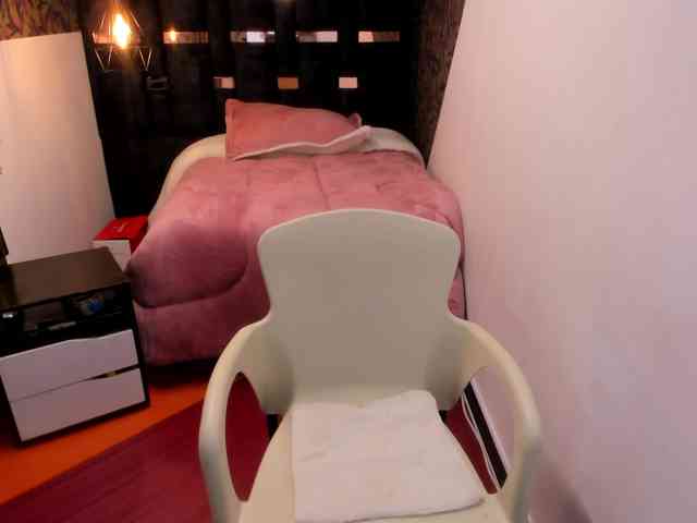 GiaFox webcam