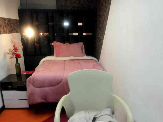 GiaFox webcam
