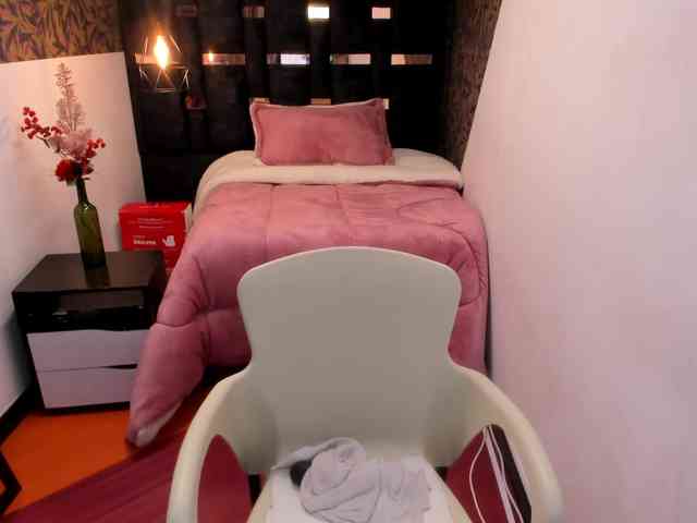 GiaFox webcam