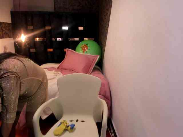 GiaFox webcam
