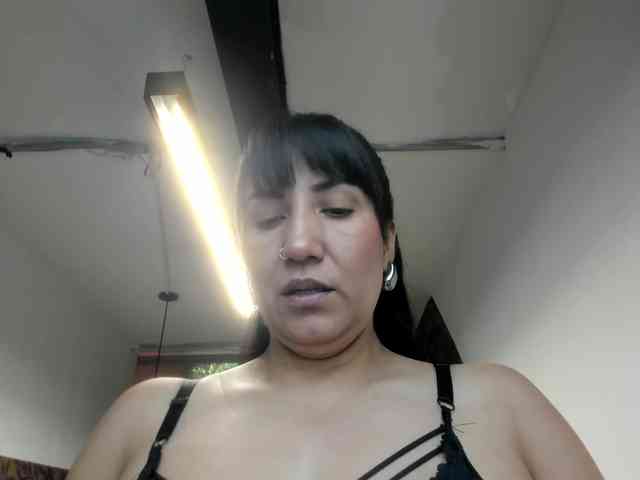 GiaFox webcam