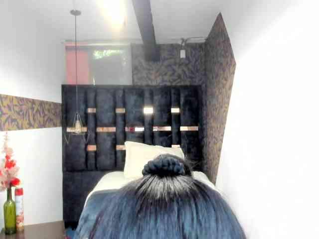 GiaFox Live Webcam on BongaCams