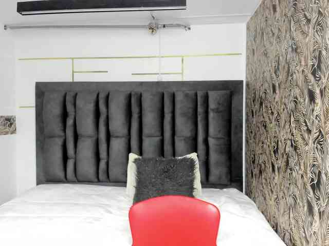 GiaFox webcam
