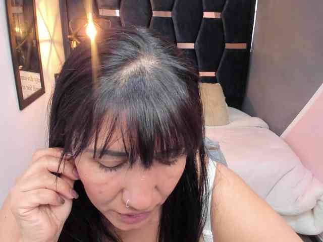 GiaFox webcam