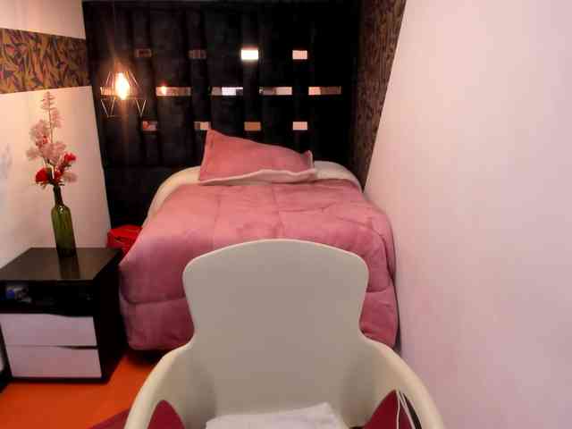 GiaFox webcam