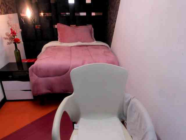 GiaFox webcam