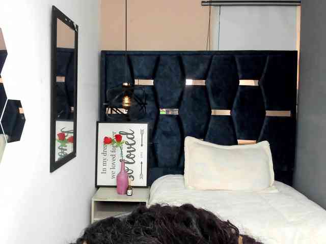 GiaFox webcam
