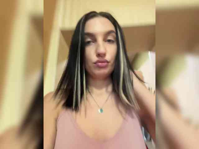ilona-h webcam