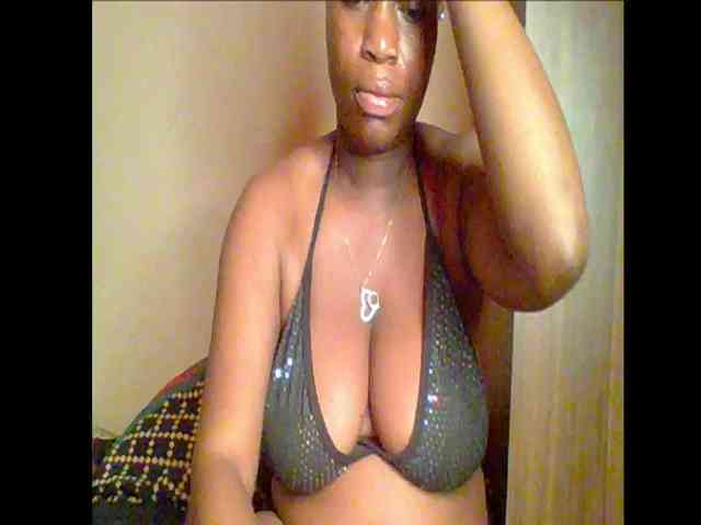 Thickerboobs-xx webcam