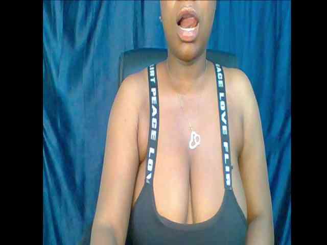 Thickerboobs-xx Thickerboobs-xx