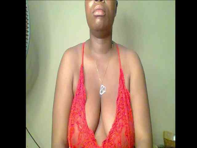 Thickerboobs-xx webcam