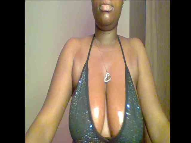 Thickerboobs-xx