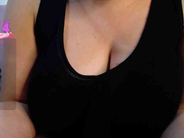 GissellLorena webcam
