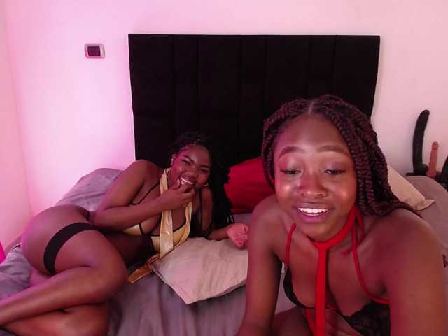 angelineYasminlove live cam